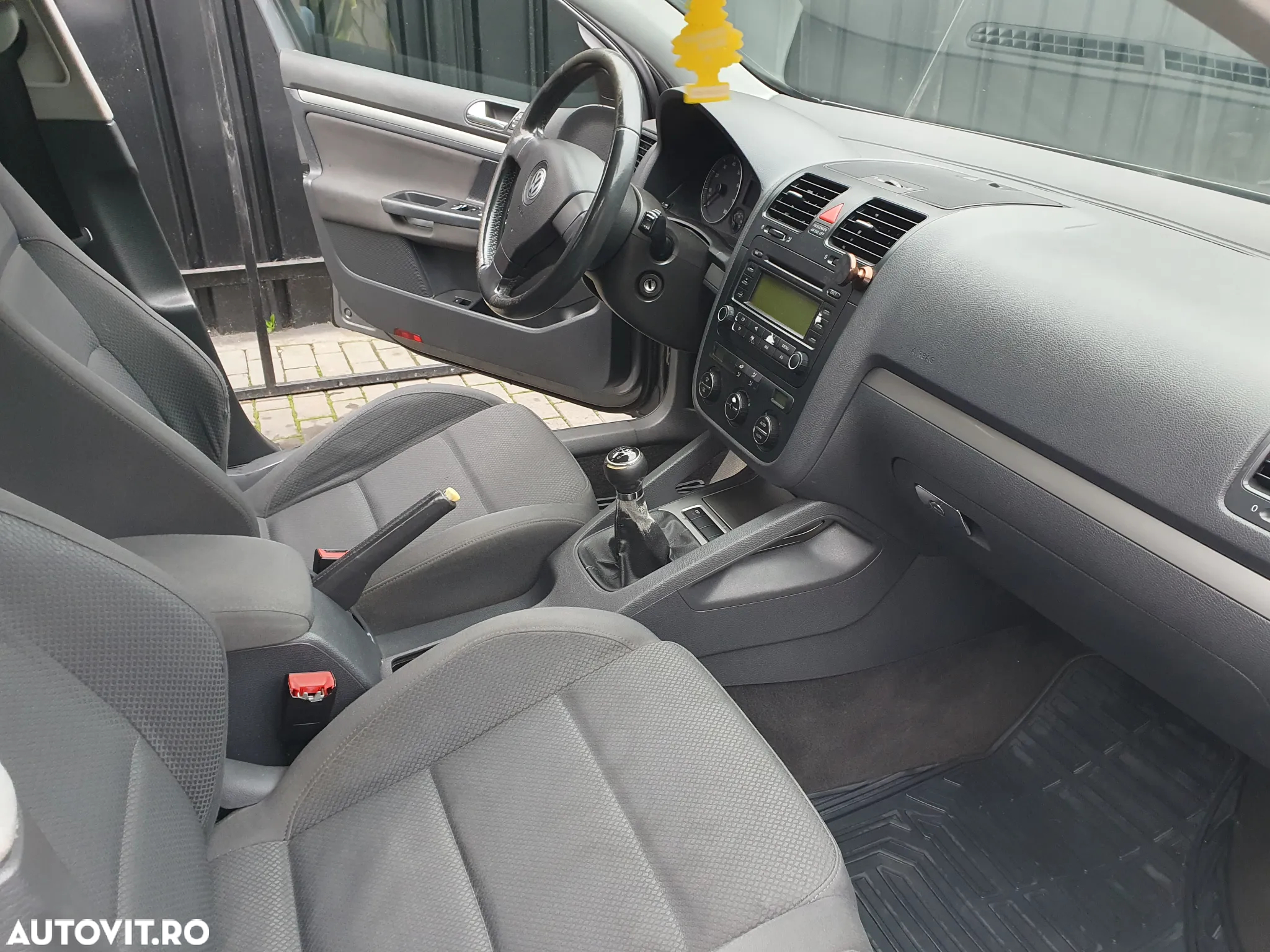 Volkswagen Golf 2.0 FSI Sportline - 14