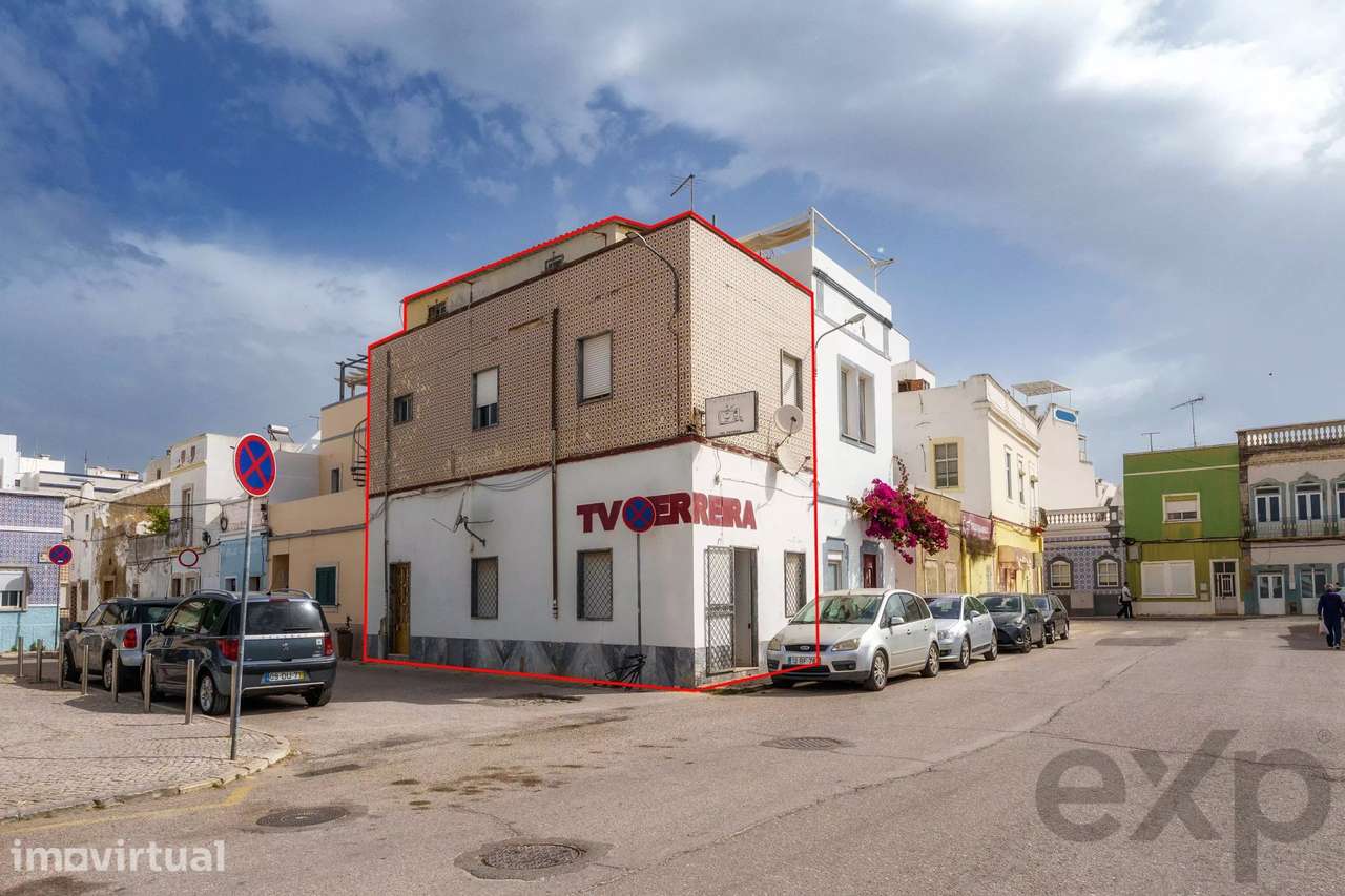 Moradia no centro de Olhão com projecto aprovado. - Grande imagem: 2/35