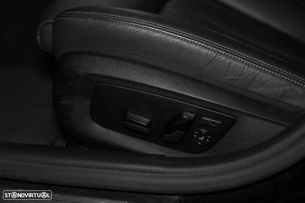 BMW 520 e Pack M - 43