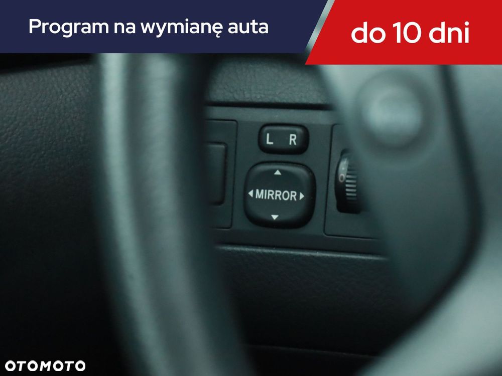 Toyota Avensis - 14