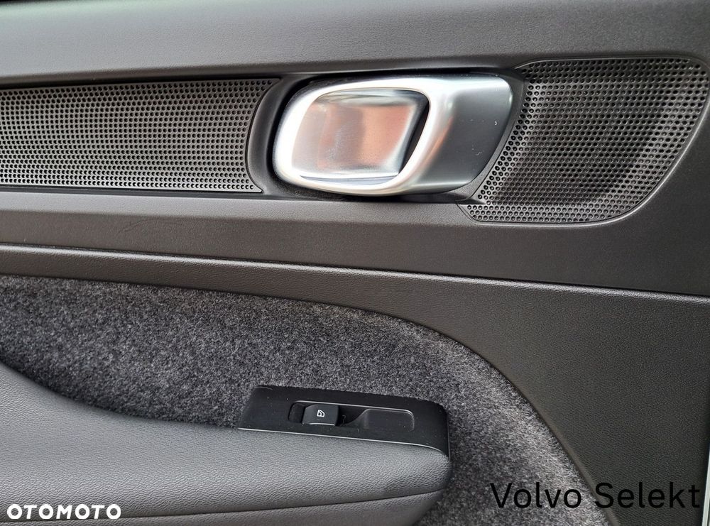Volvo XC 40 - 24
