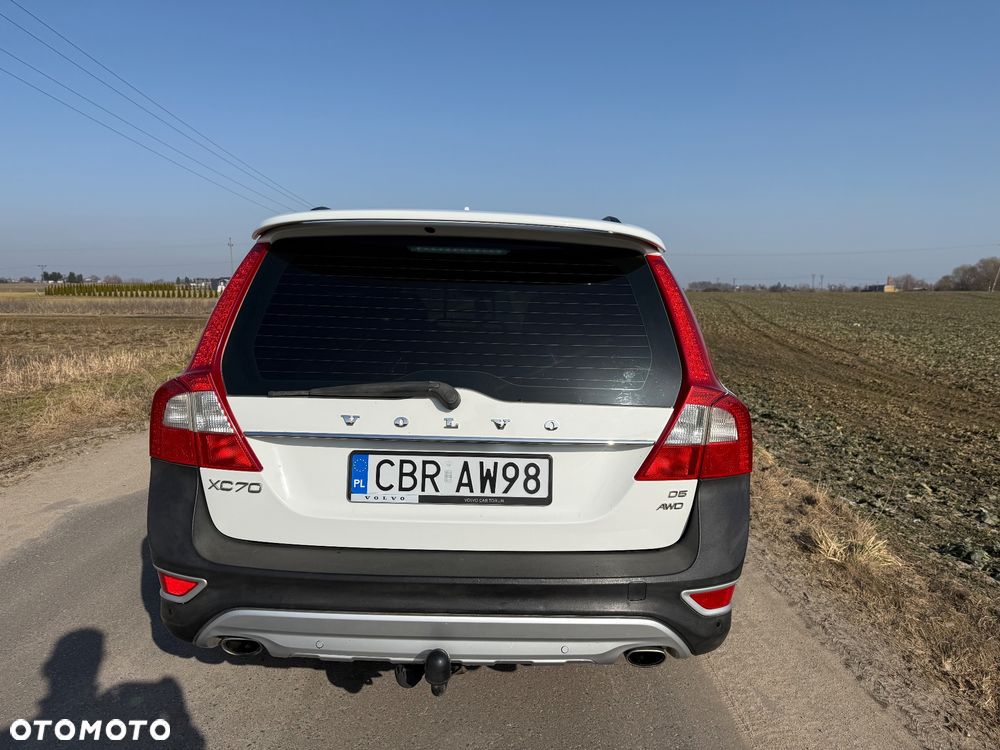 Volvo XC 70 D5 AWD Momentum - 30