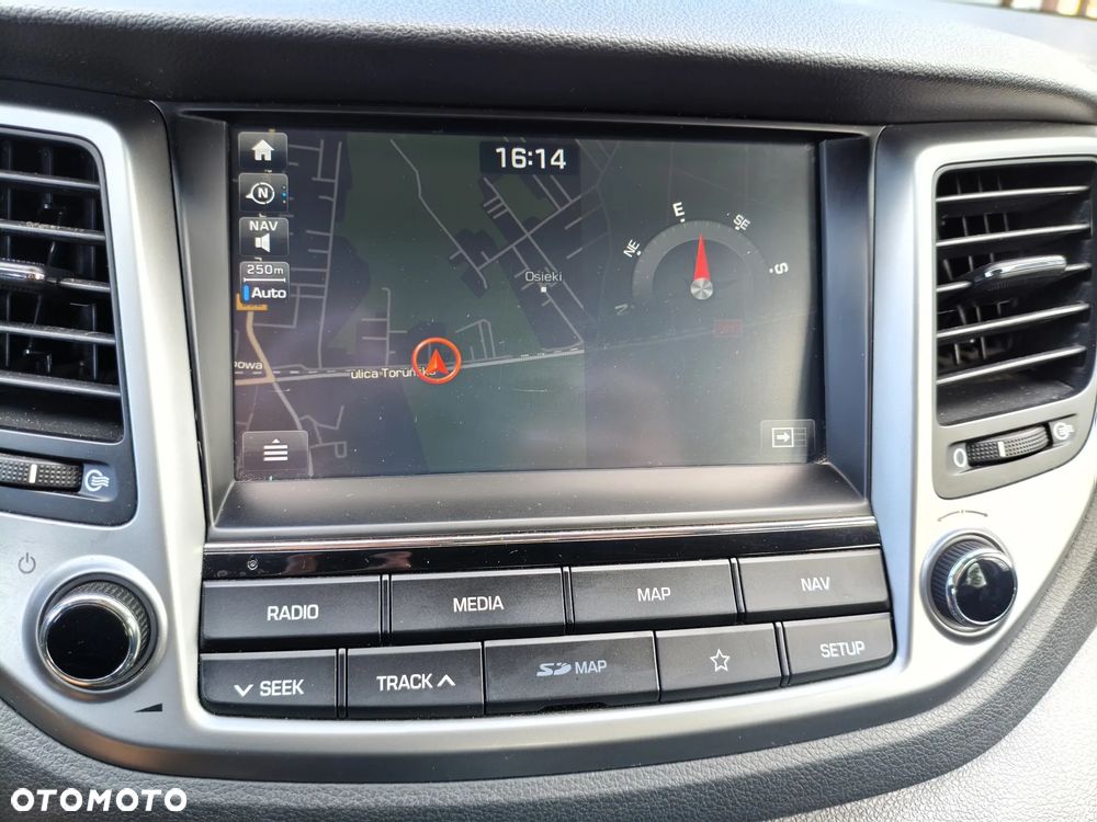 Hyundai Tucson blue 1.6 GDi 2WD Navi - 25