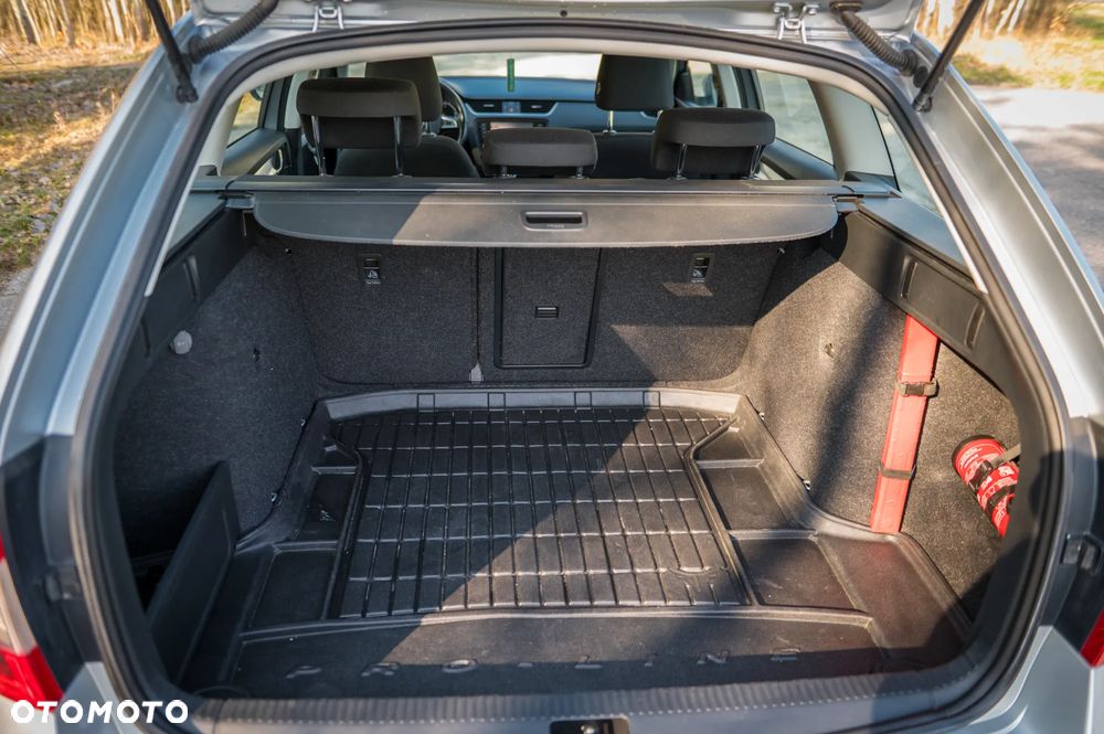 Skoda Octavia 1.6 TDI SCR Ambition - 7