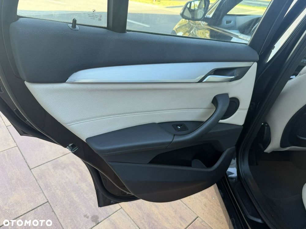 BMW X1 xDrive20d M Sport sport - 26