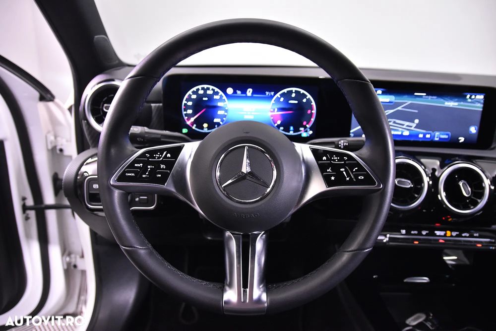 Mercedes-Benz A 180 d 8G-DCT - 19