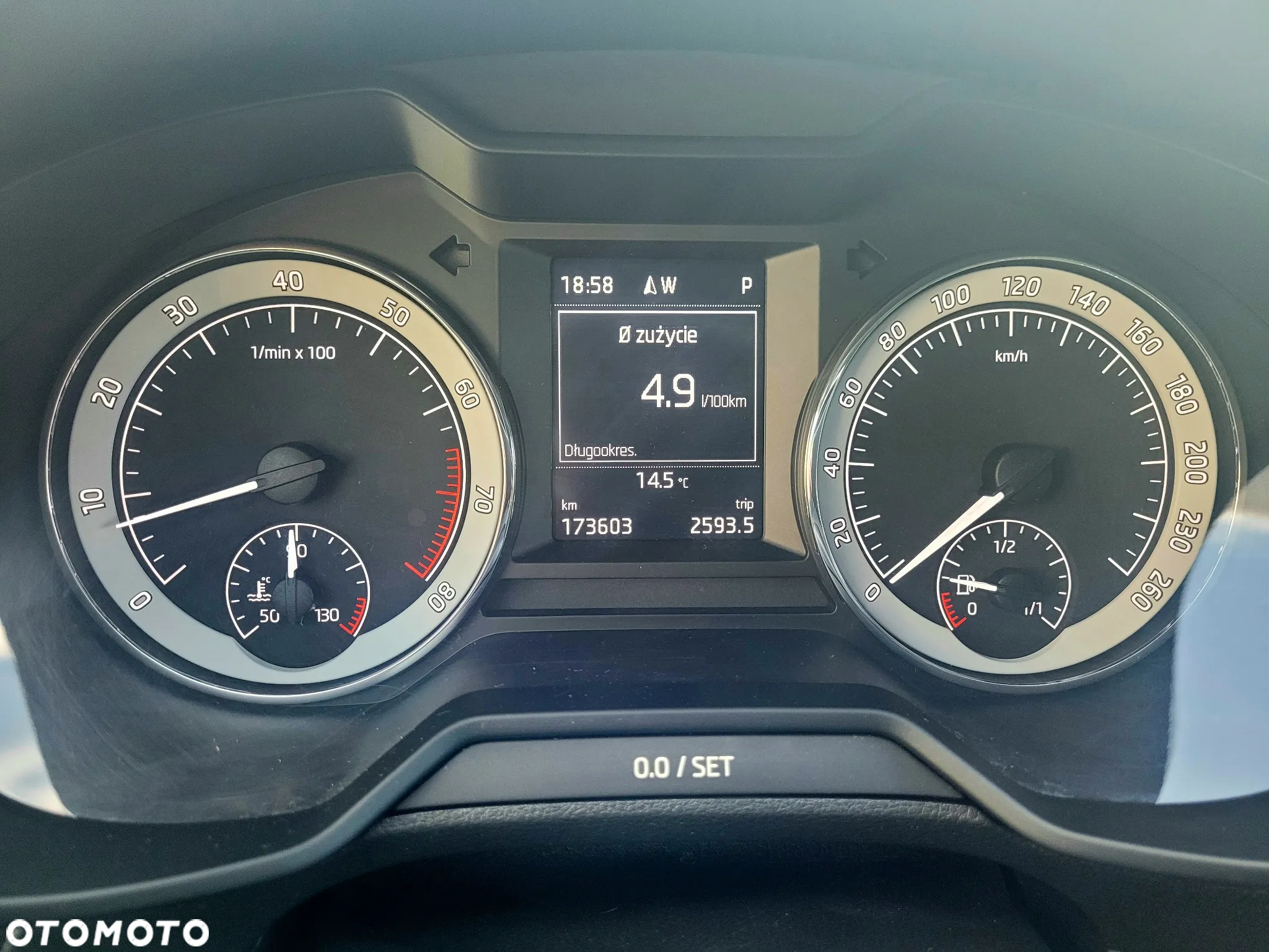 Skoda Octavia 1.4 TSI Edition DSG - 14