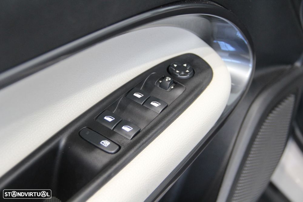 Fiat 600 1.2 Hybrid La Prima - 6