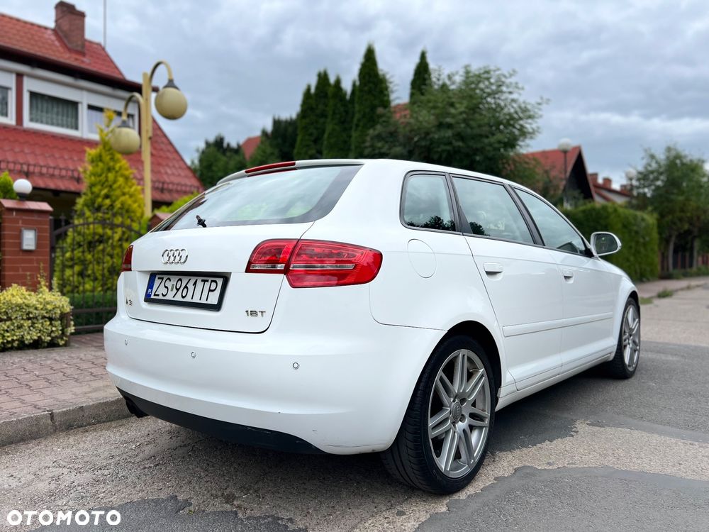 Audi A3 Sportback 1.8 TFSI S line Sportpaket (plus) - 14