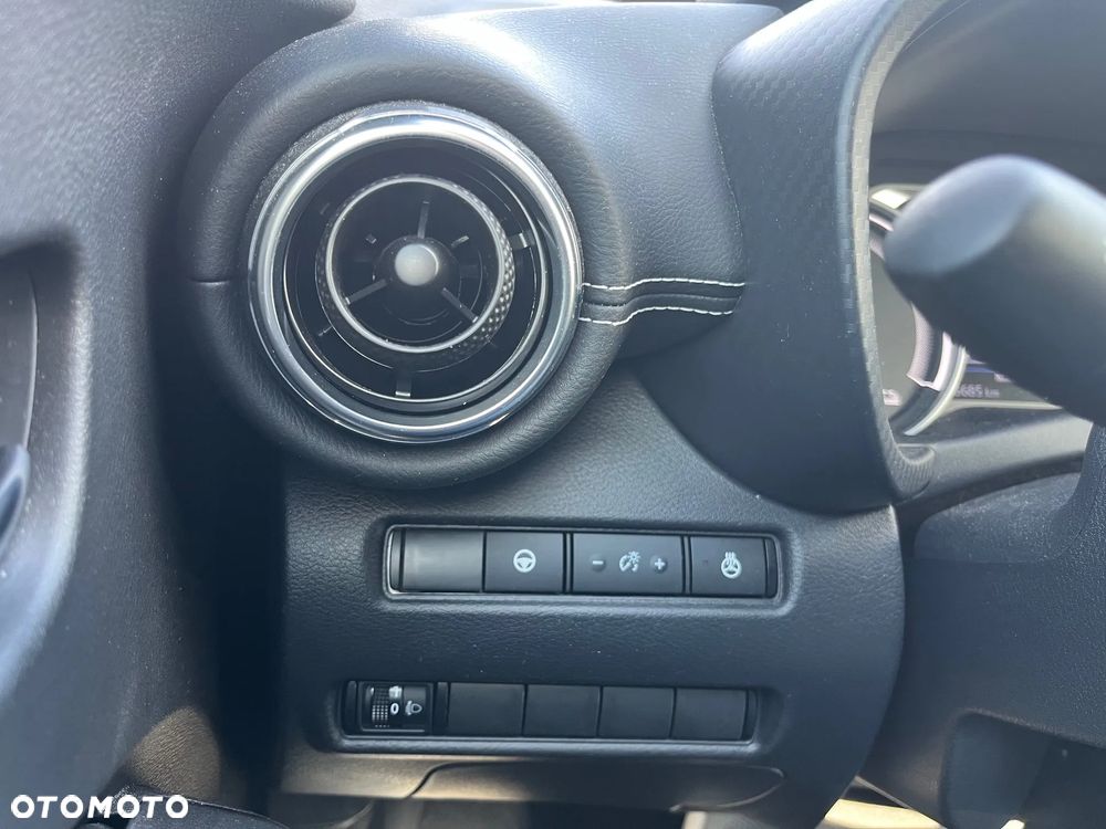 Nissan Juke 1.6 Hybrid Tekna AMT - 15