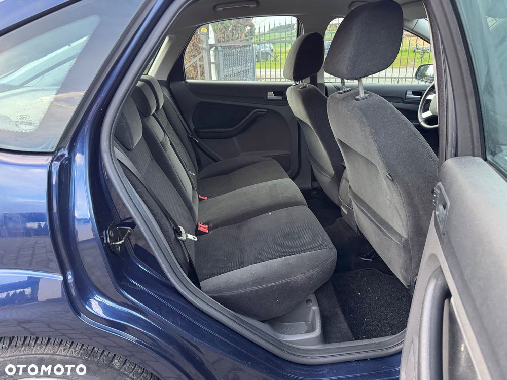 Ford Focus - 8