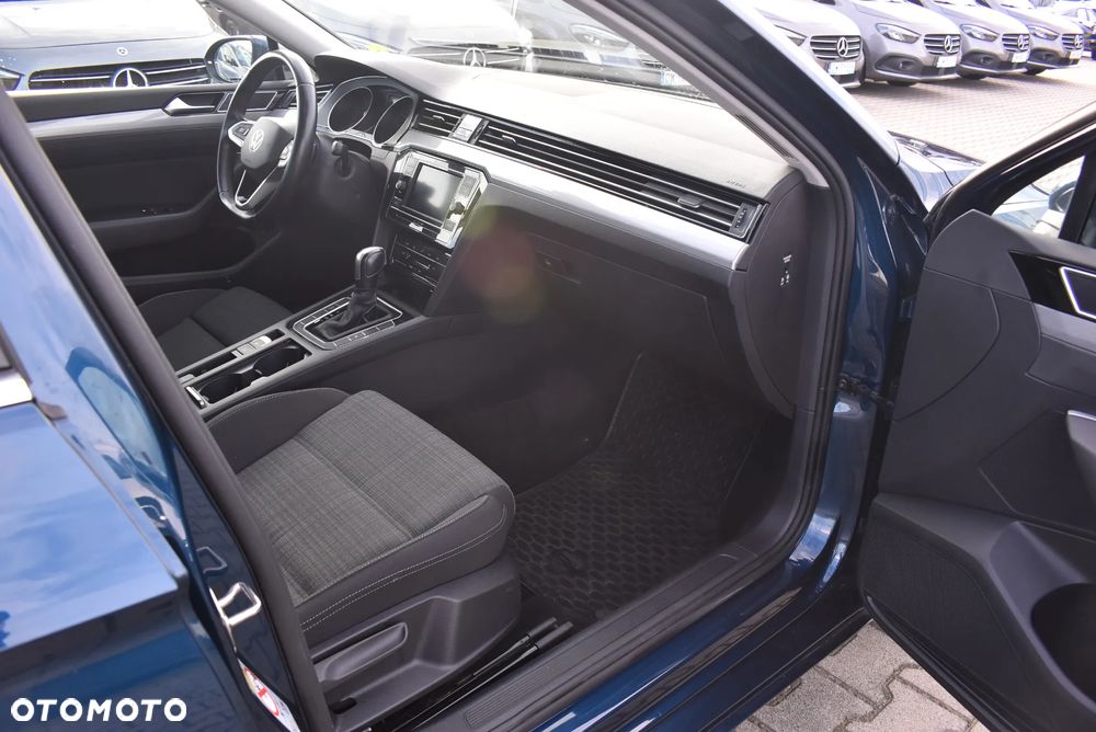 Volkswagen Passat 2.0 TDI EVO Business DSG - 16