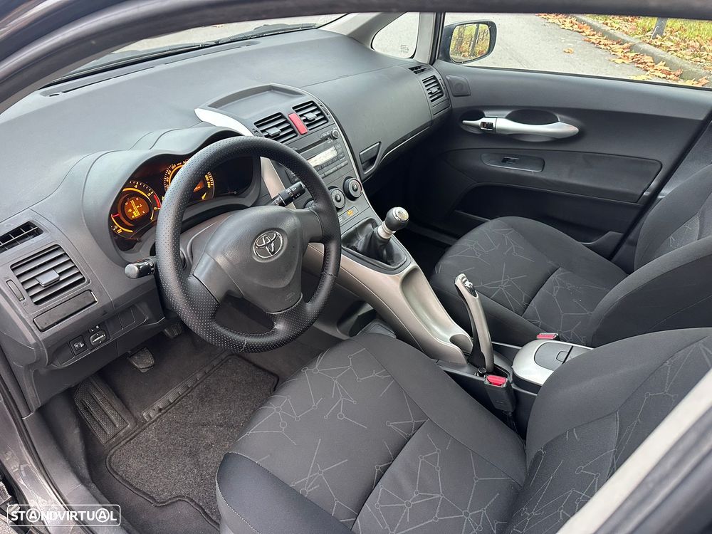 Toyota Auris 1.4 D-4D ACtive - 7