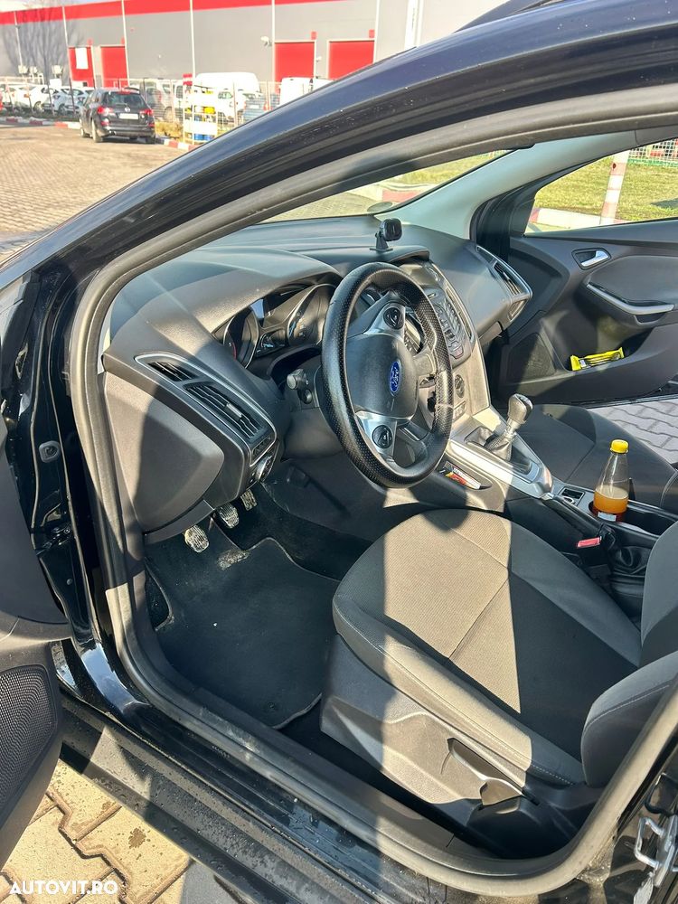Ford Focus - 6