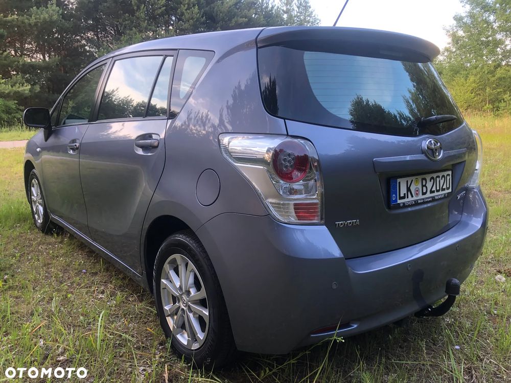 Toyota Verso 1.8 5-Sitzer Life - 18