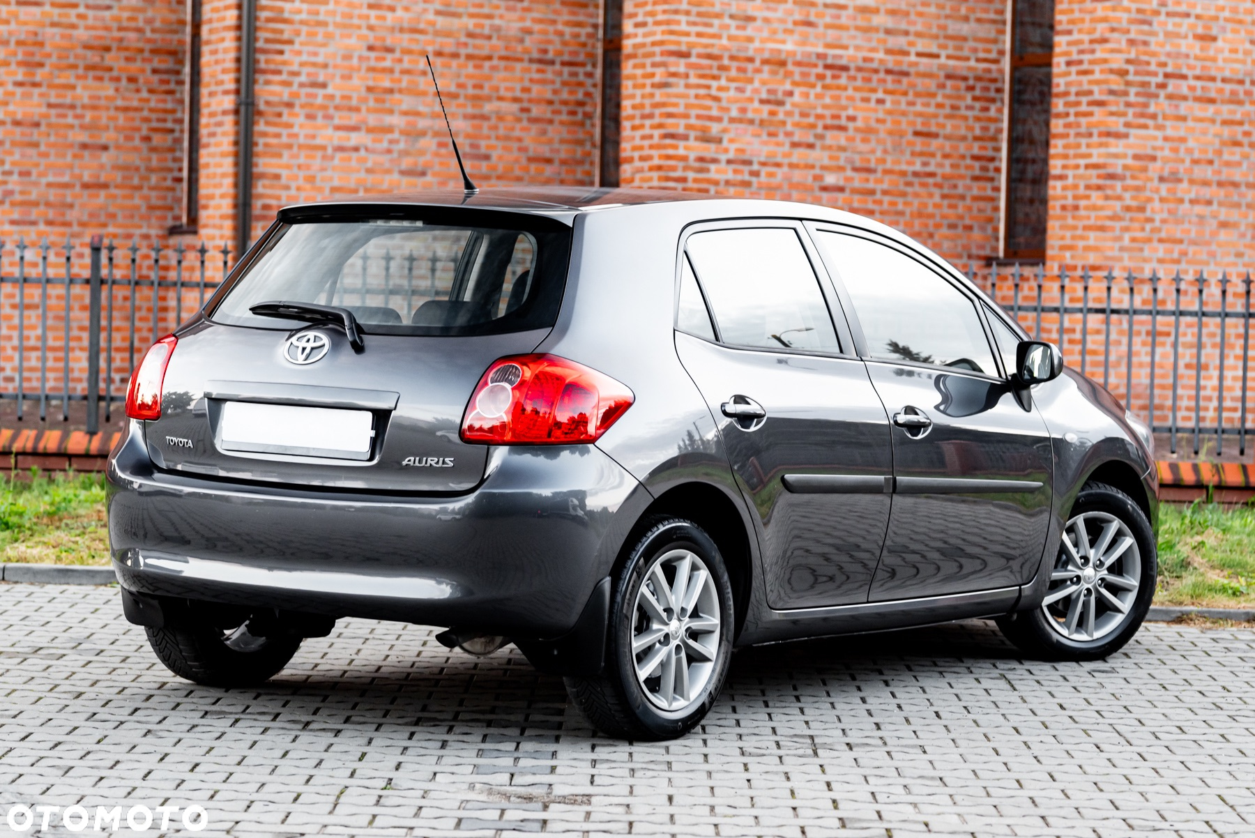 Toyota Auris 1.6 VVT-i Prestige - 14