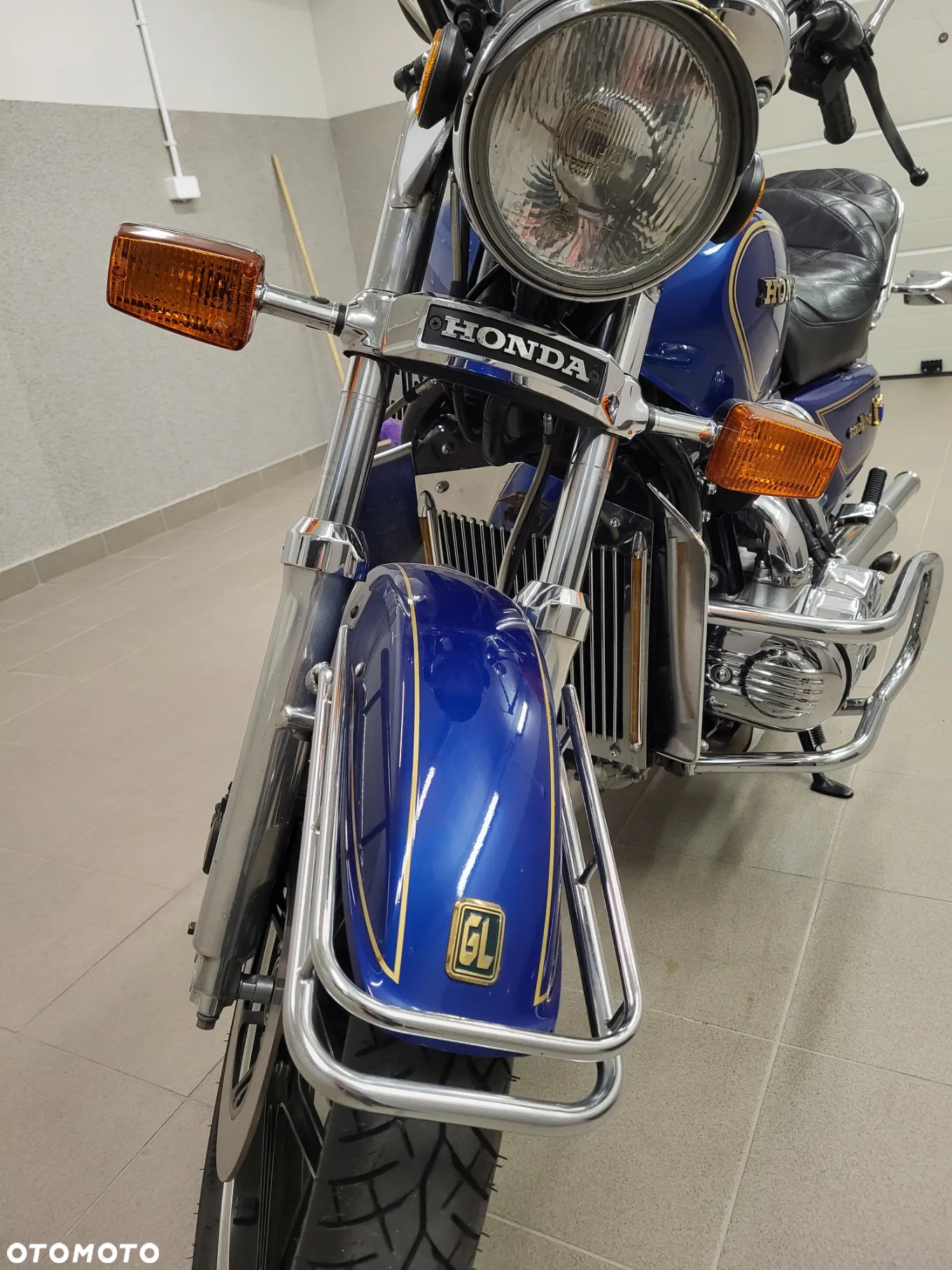 Honda GL - 10
