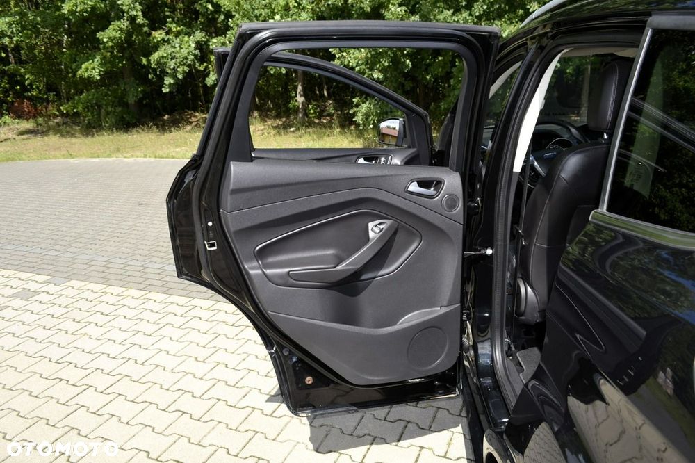 Ford Kuga 2.0 TDCi 4x4 Individual - 39