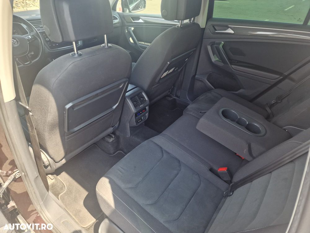 Volkswagen Tiguan - 12