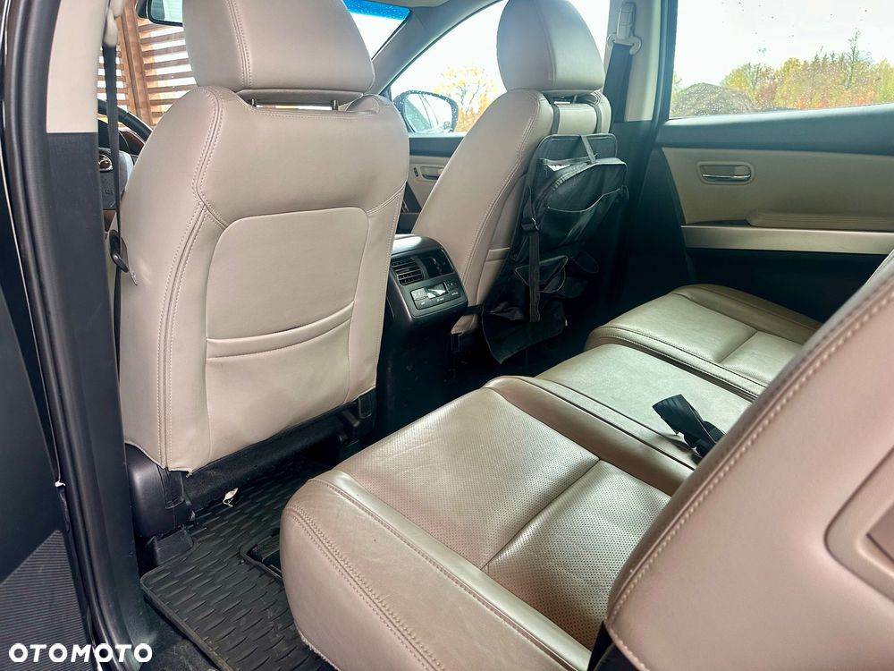 Mazda CX-9 - 8