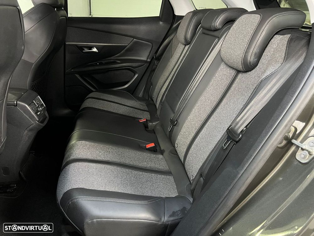 Peugeot 3008 1.2 PureTech Allure - 7