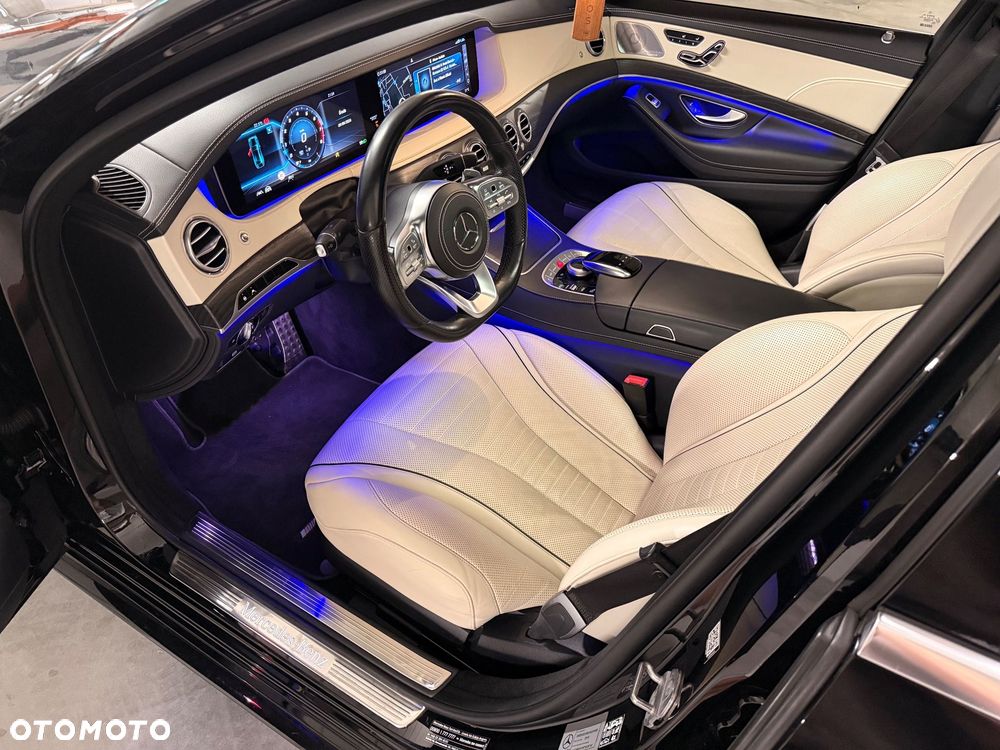 Mercedes-Benz Klasa S 560 4-Matic L 9G-TRONIC - 12