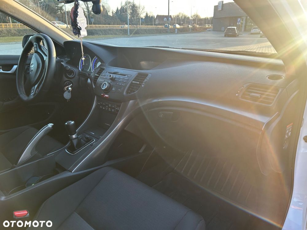 Honda Accord 2.0 Elegance - 12