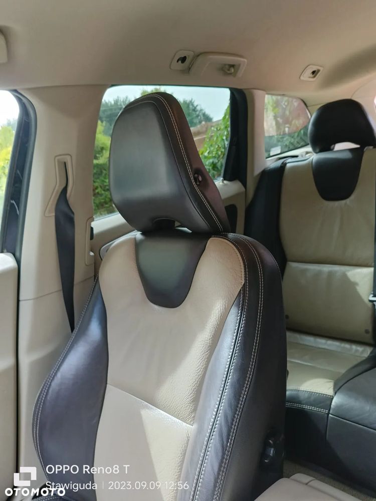 Volvo XC 60 - 6