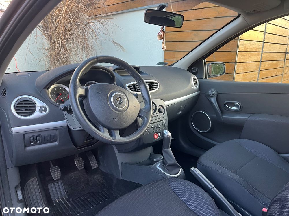 Renault Clio 1.2 16V Extreme - 22