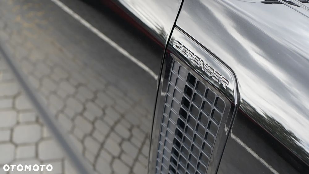 Land Rover Defender 3.0 D250 mHEV S - 12