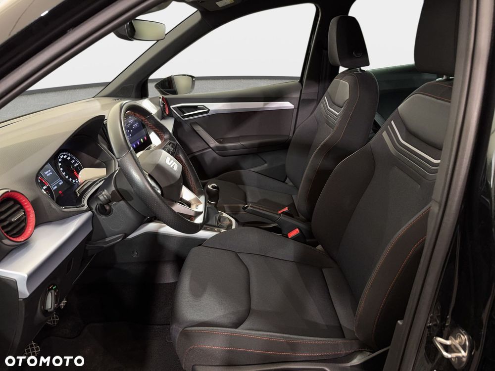 Seat Arona - 13