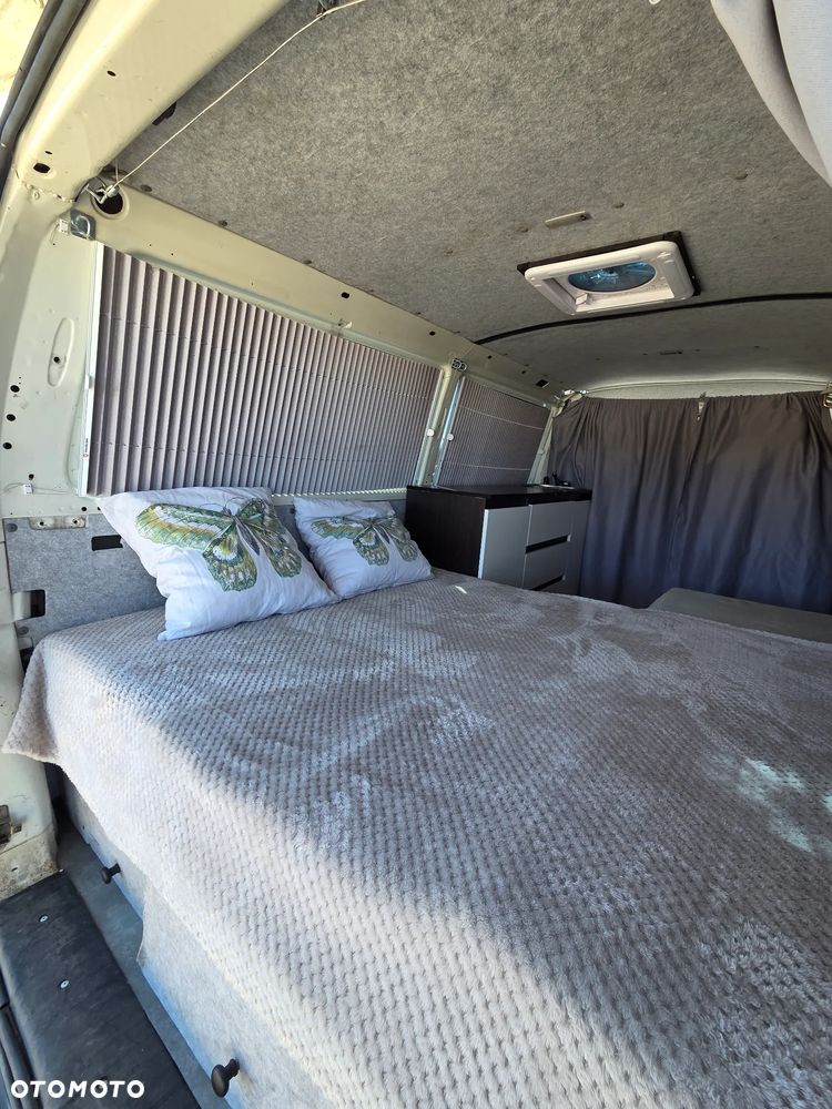 Volkswagen Transporter L - 4