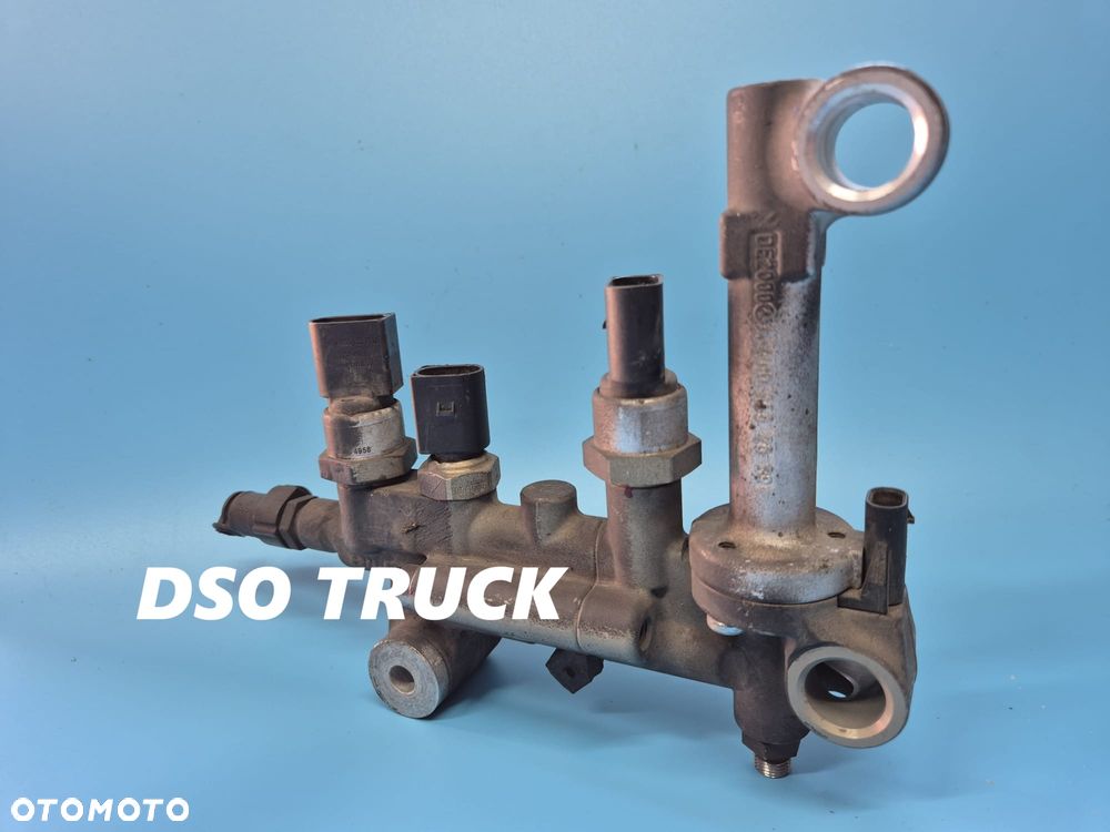 Wtrysk Dozownik AdBlue A0001400739 A0001400539 MERCEDES ACTROS MP3 - 1