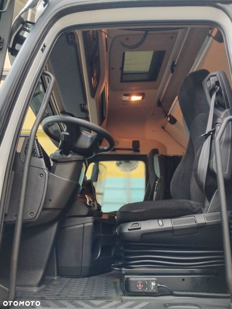 Mercedes-Benz Actros 1845 BigSpace/ Low Deck /Pierwszy Właściciel - 15