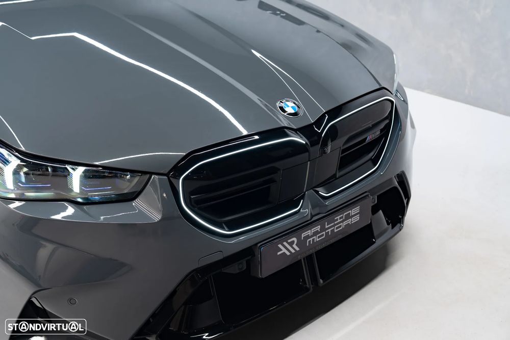 BMW M5 xDrive - 6