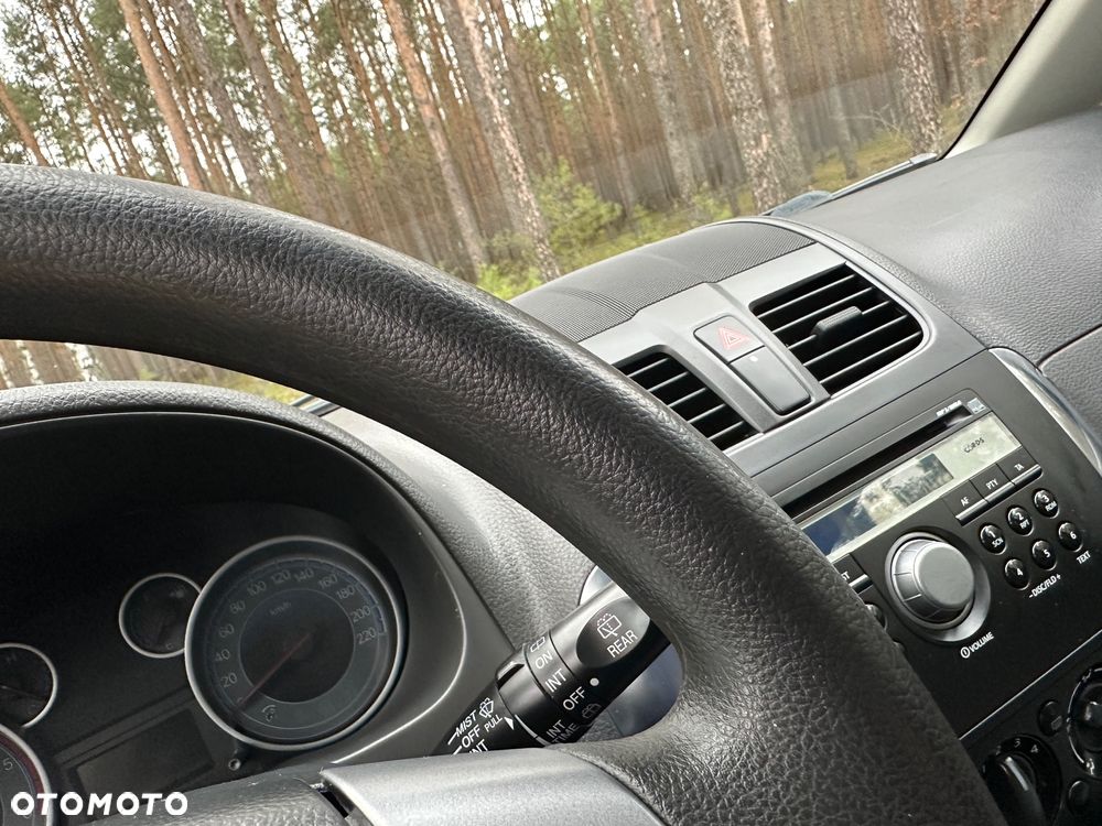 Suzuki SX4 Classic 2.0 DDiS 4x4 Comfort - 24