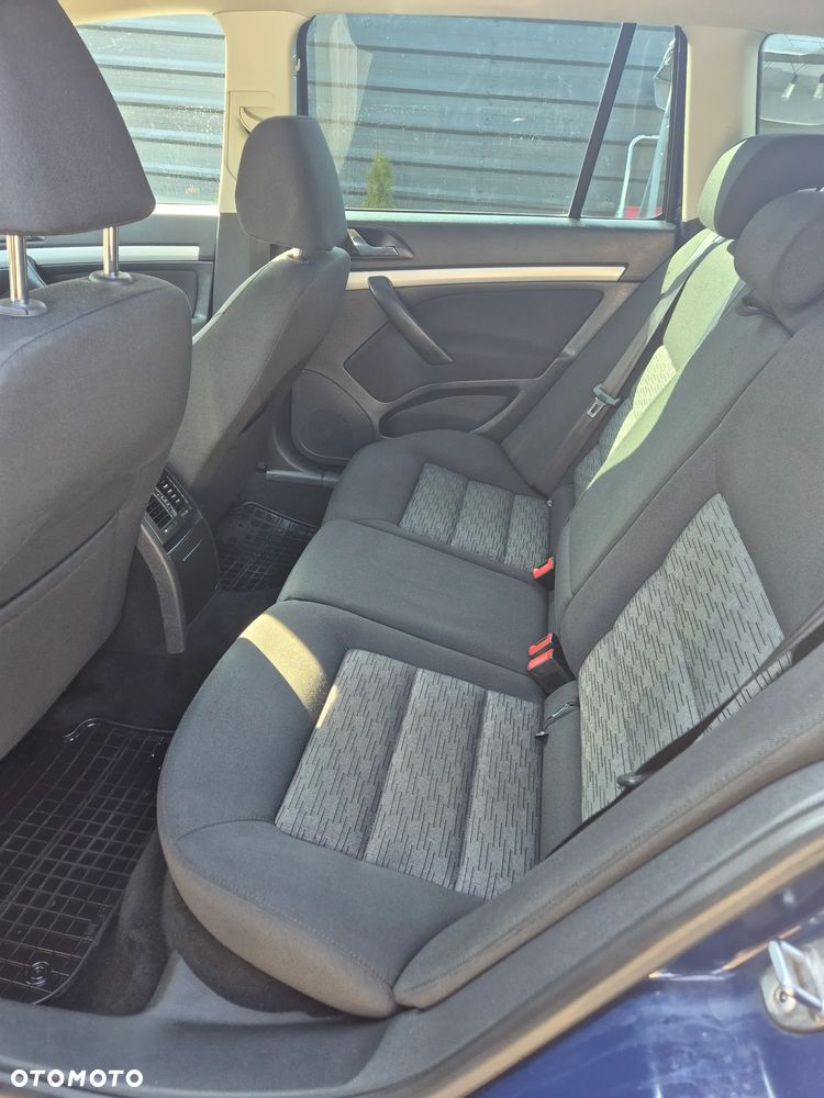 Skoda Octavia 1.6 TDI Elegance DSG - 8