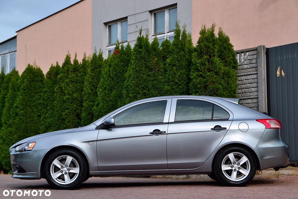 Mitsubishi Lancer Sportback 1.6 ClearTec - 8