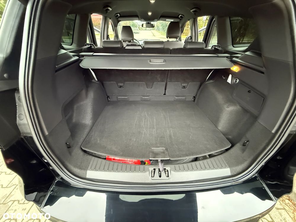 Ford Kuga 1.5 TDCi FWD ST-Line - 27