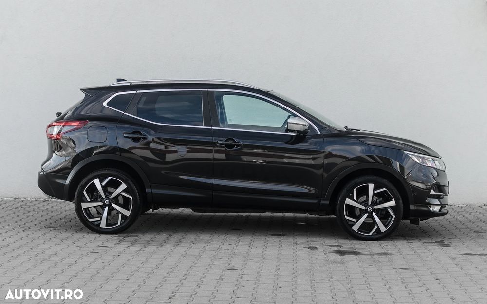 Nissan Qashqai 1.6 DCI Xtronic TEKNA+ - 8