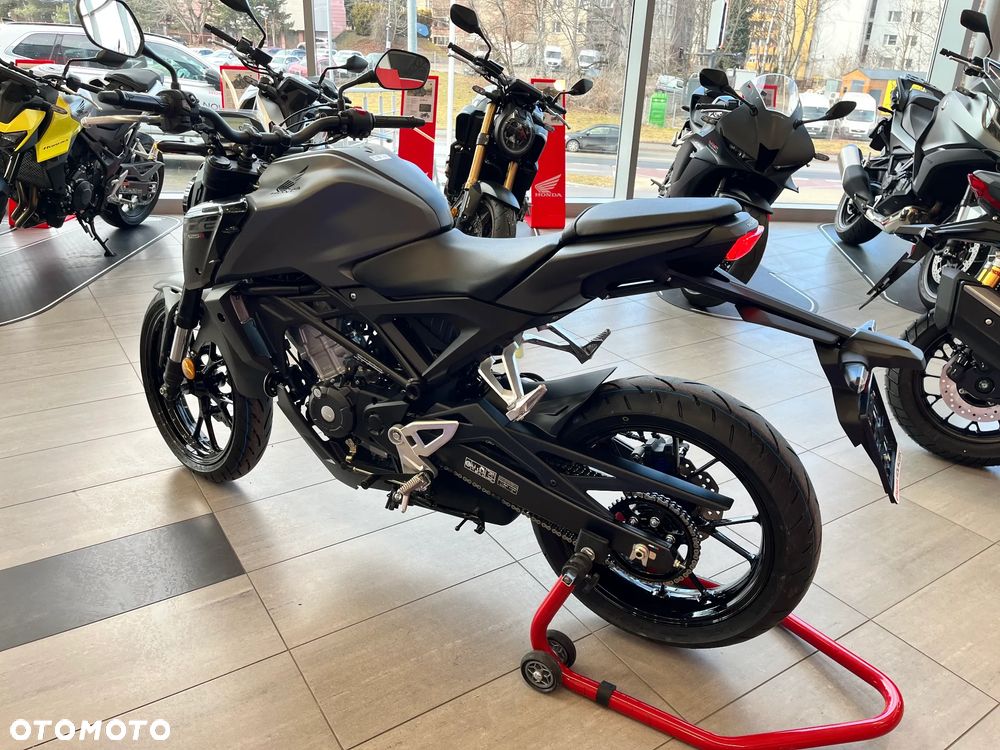 Honda CB - 15