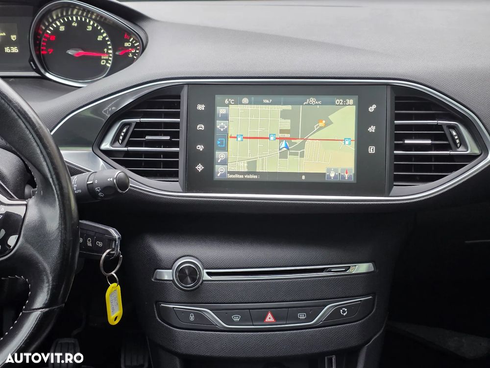Peugeot 308 PureTech 130 EAT6 Stop & Start Allure - 17