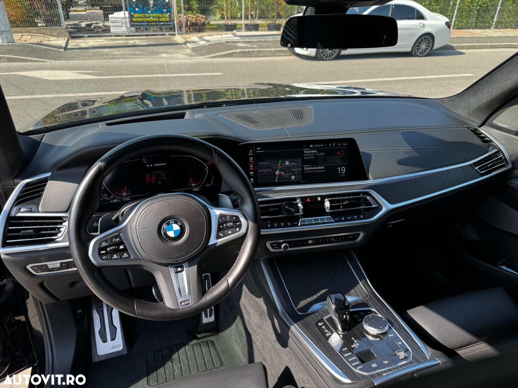 BMW X7 - 29