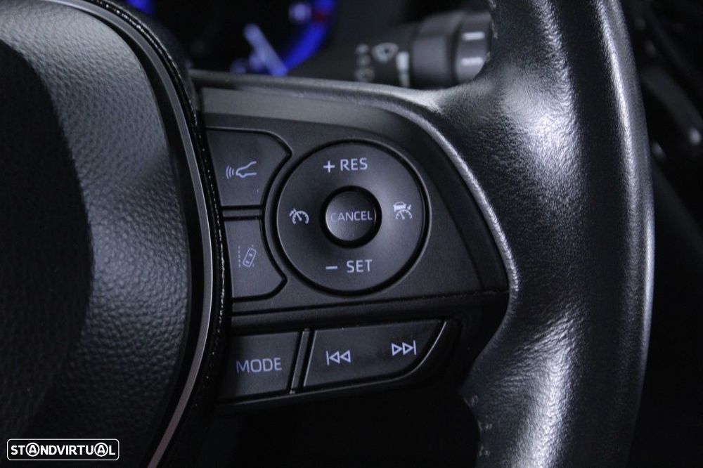 Toyota Corolla 1.8 Hybrid Comfort - 23
