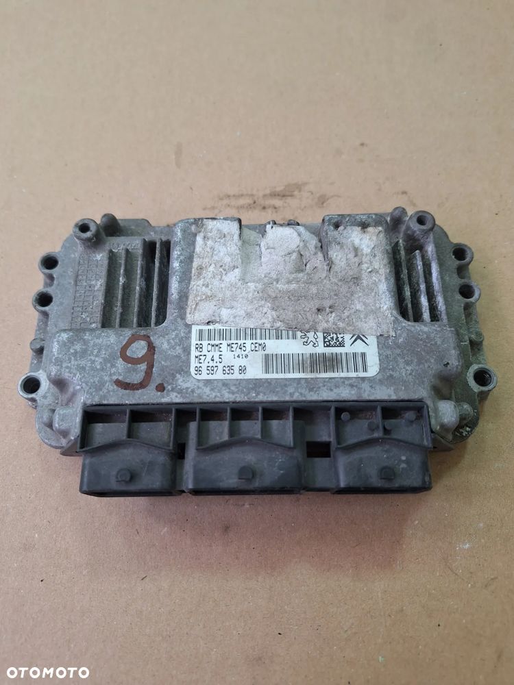 Komputer sterownik silnika 9659763580 Peugeot 206 cc    (20/9)