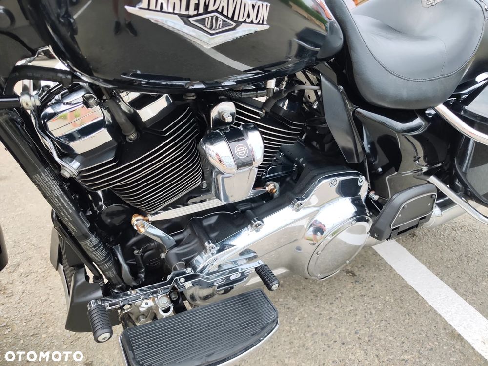 Harley-Davidson Touring Road King - 35
