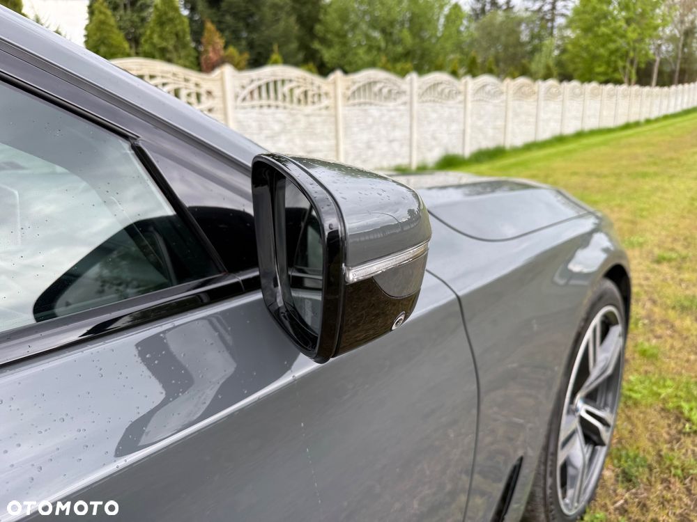 BMW Seria 7 750Li - 20