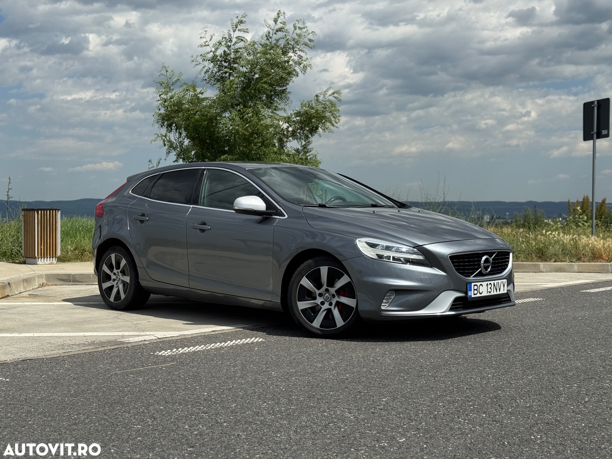 Volvo V40 D3 Geartronic R Design - 2