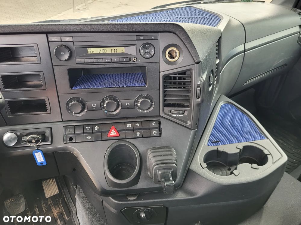 Mercedes-Benz AROCS 2645 6x4 wywrotka Meiller z Niemiec - 13