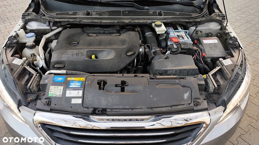 Peugeot 308 BlueHDi 150 Stop & Start Allure - 33